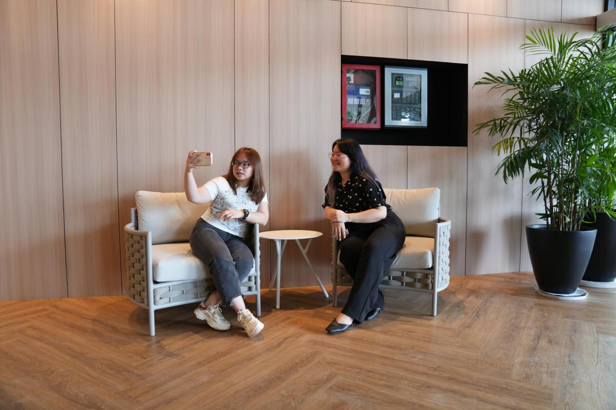 Roxy Hotel Aiman كوشنج المظهر الخارجي الصورة